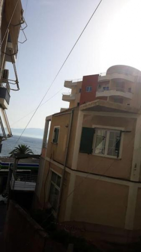 Studio beach apartment in center